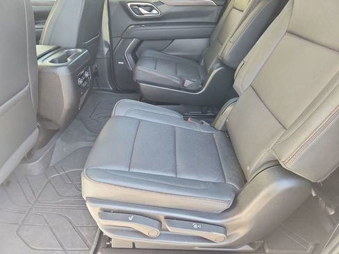 Certified 2024 Chevrolet Suburban High Country image 25