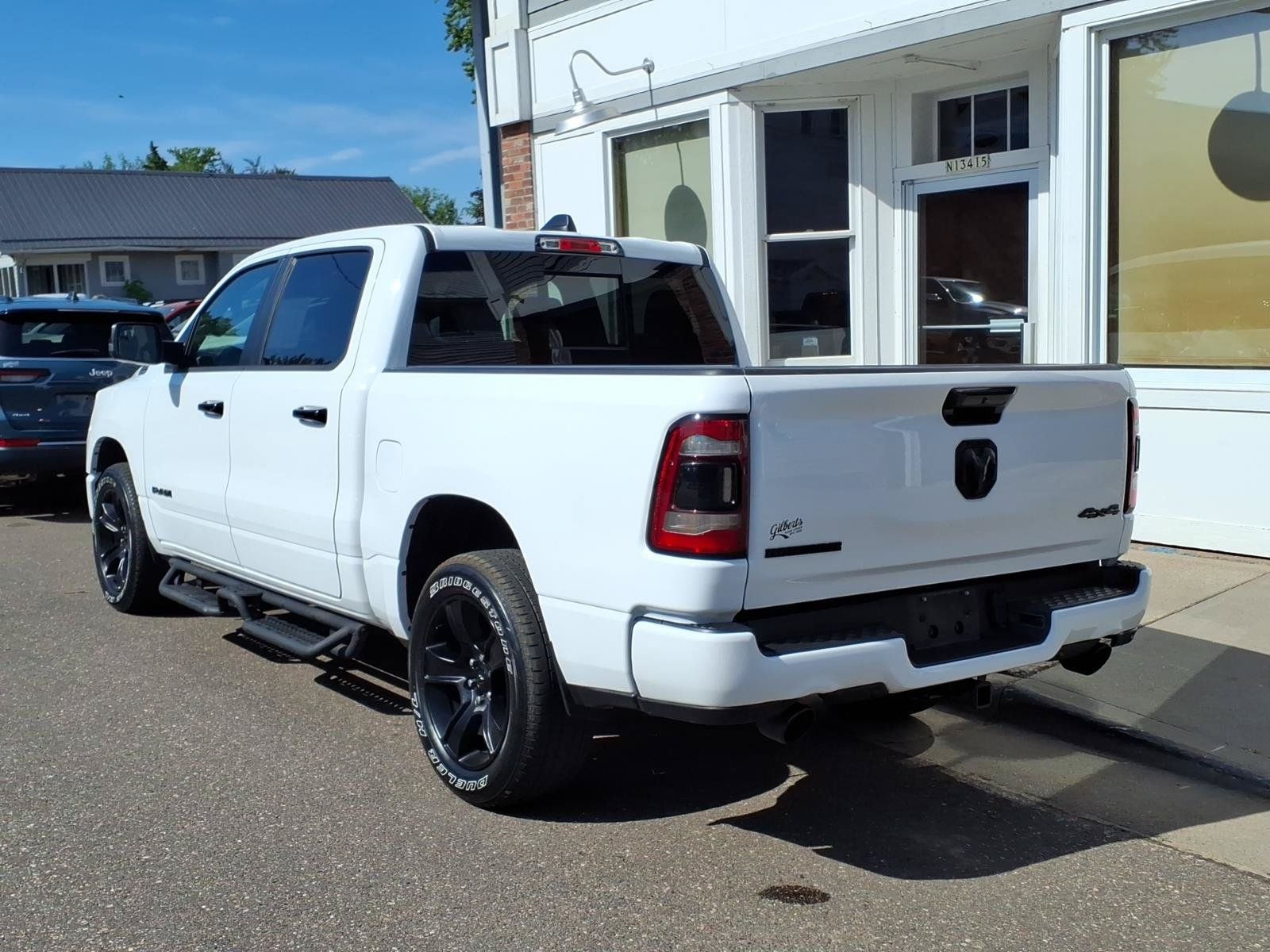 Used 2024 RAM 1500 Big Horn AWD/4WD image 7
