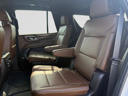 Used 2021 Chevrolet Tahoe High Country image 13