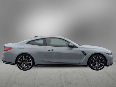 Used 2023 BMW M4 Coupe w/ M Driver's Package image 9