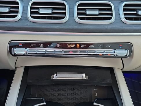 New 2026 Mercedes-Benz GLE 450 4MATIC image 23