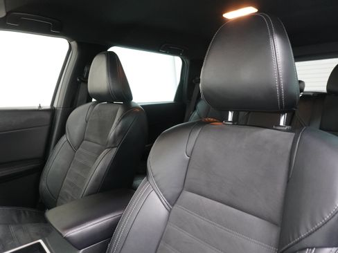 Used 2023 Mitsubishi Outlander SE Black Edition FWD image 10