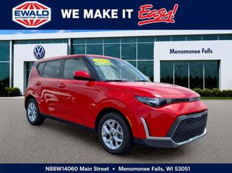 Used 2024 Kia Soul LX w/ Option Group 015 FWD video 1