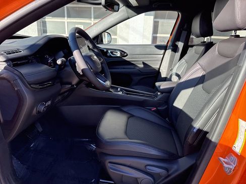 New 2026 Jeep Compass Latitude image 9