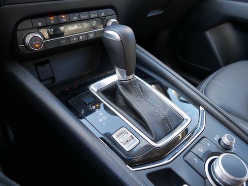 Used 2025 MAZDA CX-5 AWD 2.5 S w/ Preferred Package image 24