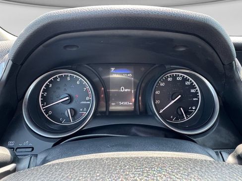 Used 2024 Toyota Camry SE FWD image 13