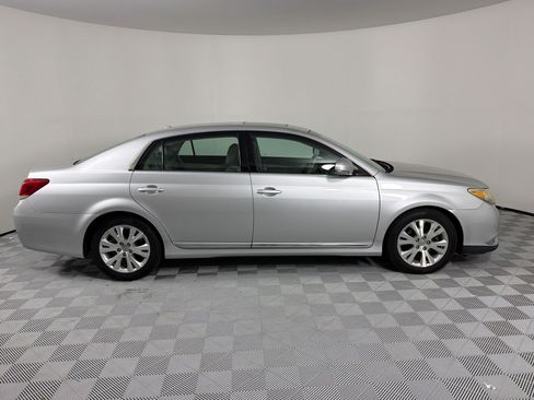 Used 2011 Toyota Avalon FWD image 8