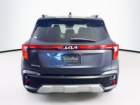 Used 2025 Kia Seltos S FWD image 7