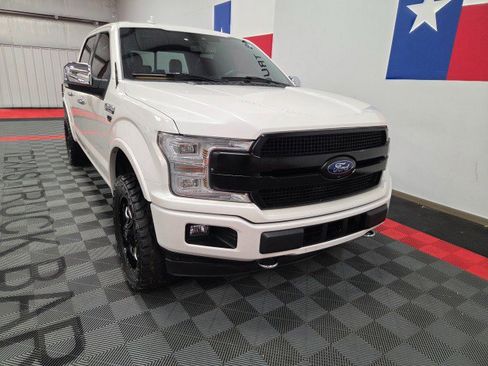 Used 2018 Ford F150 Platinum w/ Equipment Group 701A Luxury image 16