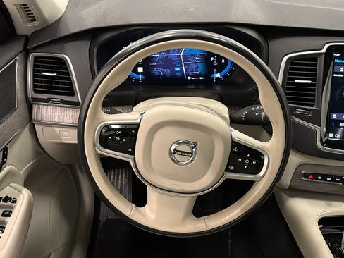 Certified 2023 Volvo XC90 B6 Core w/ Protection Package Premier image 12