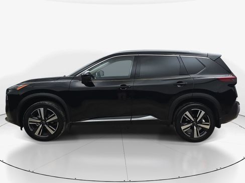 Used 2023 Nissan Rogue Platinum FWD image 7
