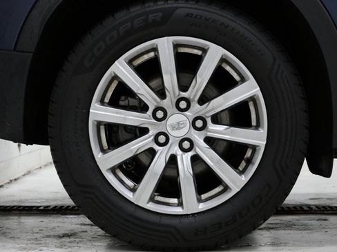 Used 2019 Cadillac XT4 Premium Luxury image 10