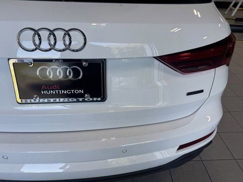 Used 2025 Audi Q3 2.0T Premium w/ Convenience Package AWD/4WD image 36