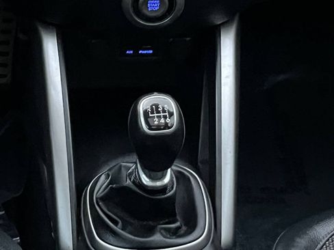 Used 2012 Hyundai Veloster w/ Style Pkg FWD image 15