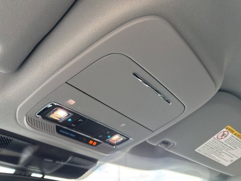 Used 2026 Ford F450 Lariat w/ FX4 Off-Road Package image 36