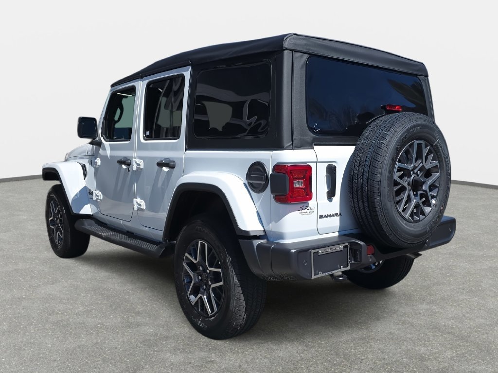 New 2026 Jeep Wrangler Unlimited Sahara AWD/4WD image 7