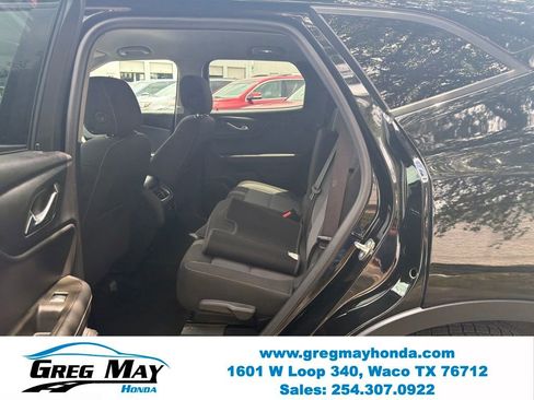 Used 2023 Chevrolet Blazer LT FWD image 24