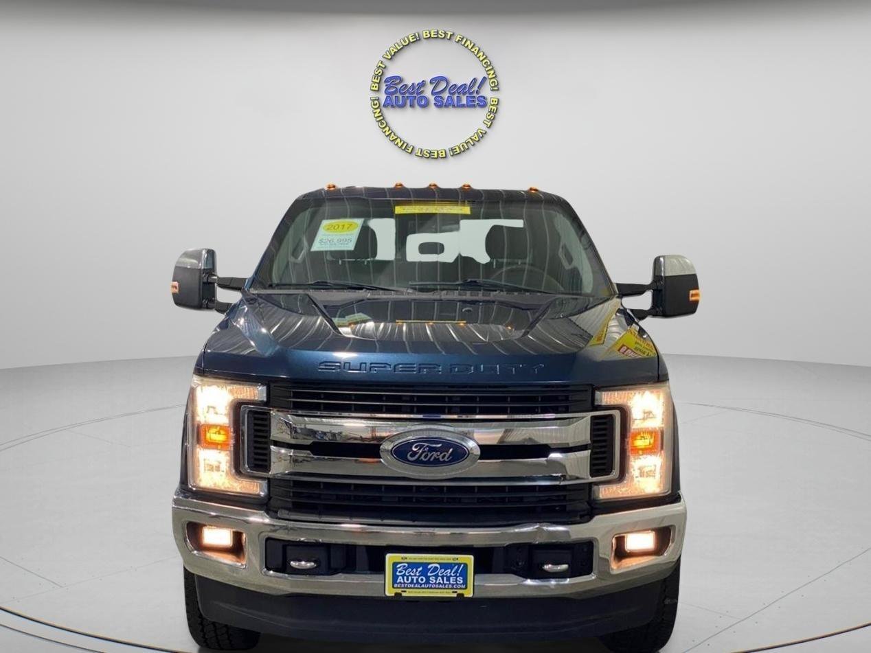 Used 2017 Ford F250 XLT w/ XLT Premium Package AWD/4WD image 8