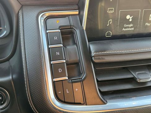 Used 2024 GMC Yukon SLT image 24