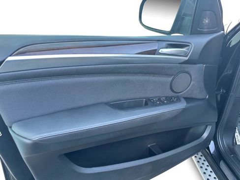 Used 2014 BMW X6 xDrive35i image 10