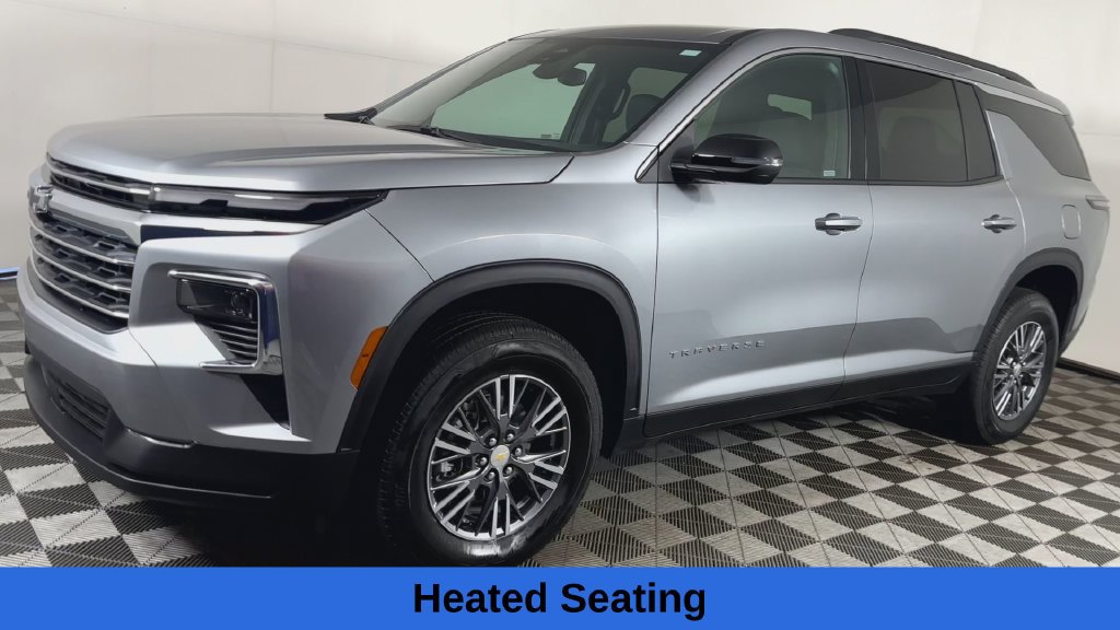 Used 2026 Chevrolet Traverse LT AWD/4WD image 6
