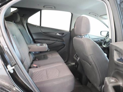 Used 2019 Chevrolet Equinox LT FWD image 17