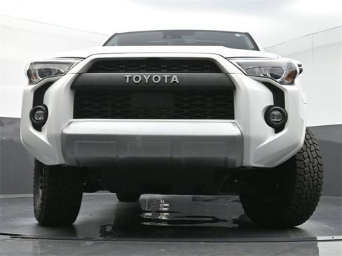 Used 2022 Toyota 4Runner TRD Off-Road Premium image 35
