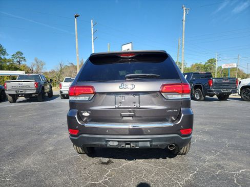 Used 2020 Jeep Grand Cherokee Limited w/ Trailer Tow Group IV image 5