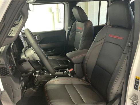 New 2025 Jeep Gladiator Rubicon image 19