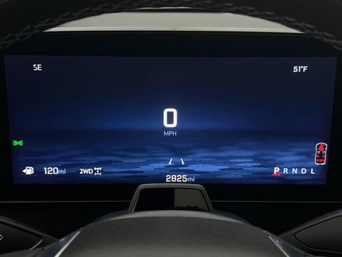 Used 2025 Chevrolet Traverse Z71 w/ Enhanced Driving Package image 13