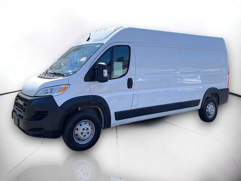 Used 2023 RAM ProMaster 2500 FWD image 2