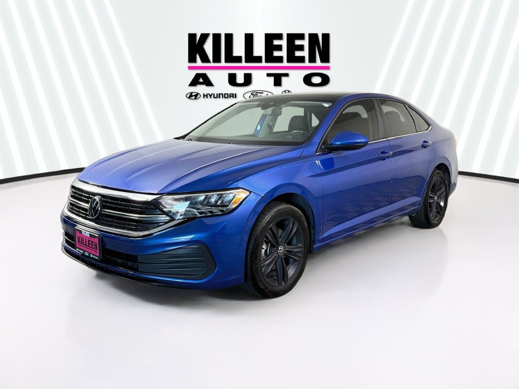 Used 2024 Volkswagen Jetta SE FWD image 3