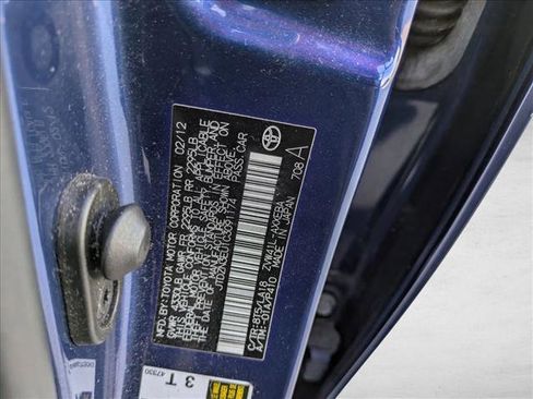 Used 2012 Toyota Prius V Five image 15