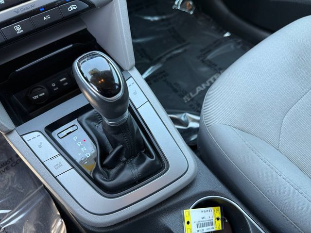Used 2017 Hyundai Elantra SE w/ SE A/T Tech Package 03 FWD image 18