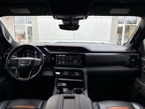Used 2022 GMC Sierra 1500 AT4 w/ AT4 Premium Package image 15