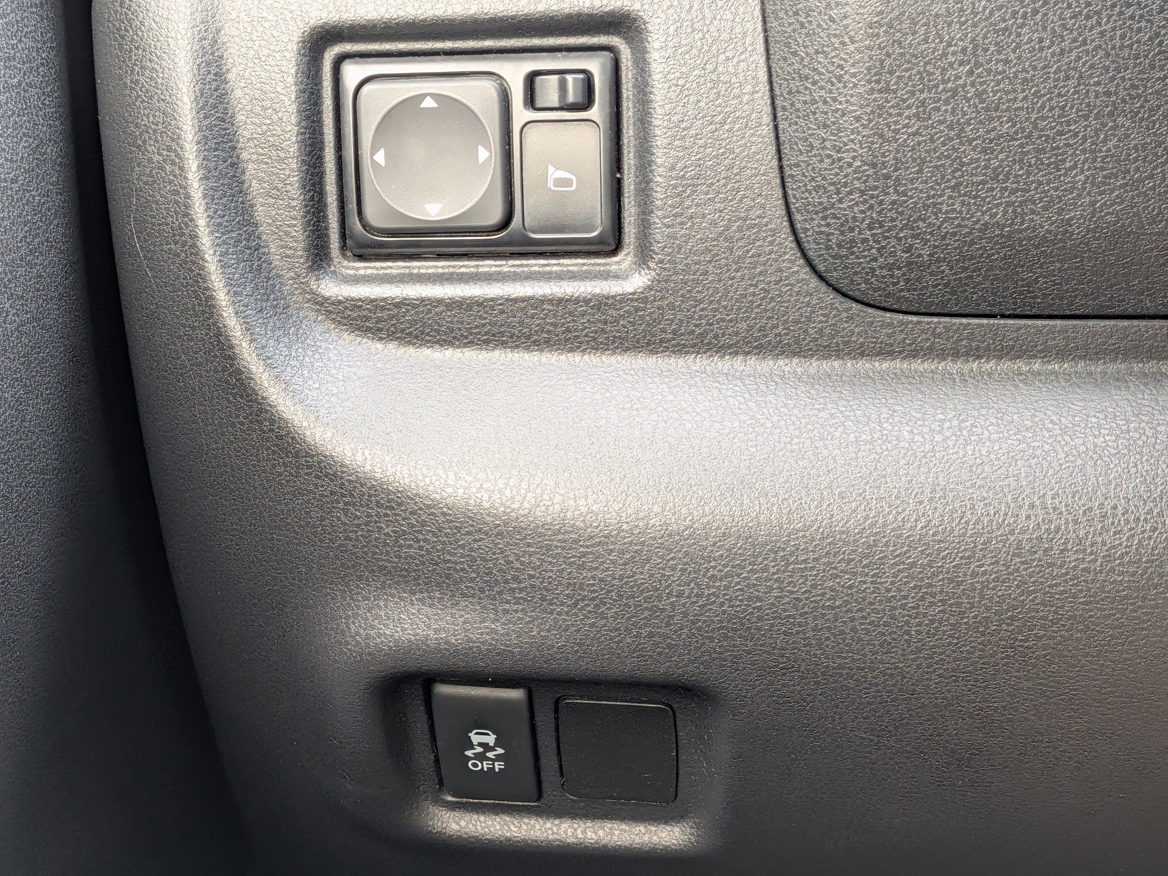 Used 2016 Nissan Versa Note SV w/ Sport Value Package FWD image 21