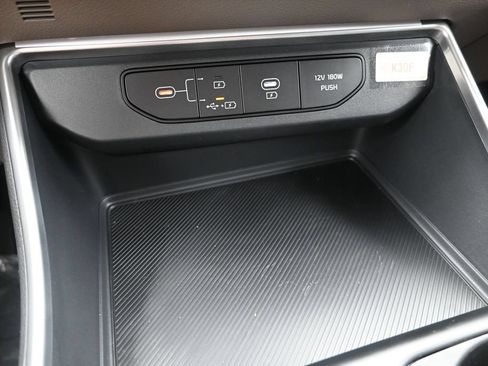 New 2026 Kia Carnival LXS FWD image 21