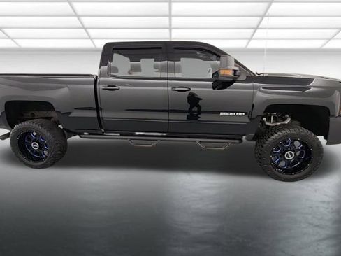 Used 2016 Chevrolet Silverado 2500 LT w/ All Star Edition image 9