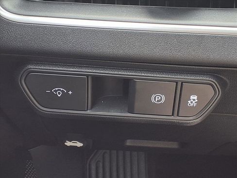 Certified 2025 Kia K4 LX image 23