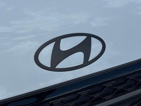 Used 2025 Hyundai Santa Fe Calligraphy image 8