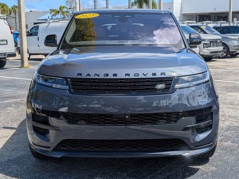 Used 2023 Land Rover Range Rover Sport SE Dynamic AWD/4WD image 2