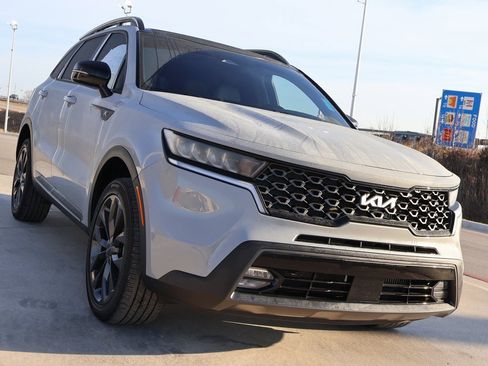 Used 2023 Kia Sorento X-Line EX image 6