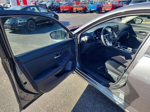 New 2025 Nissan Sentra SV w/ All-Weather Package image 10
