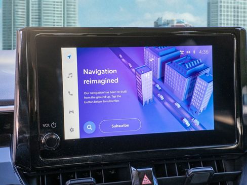 Used 2025 Toyota Corolla LE FWD image 33