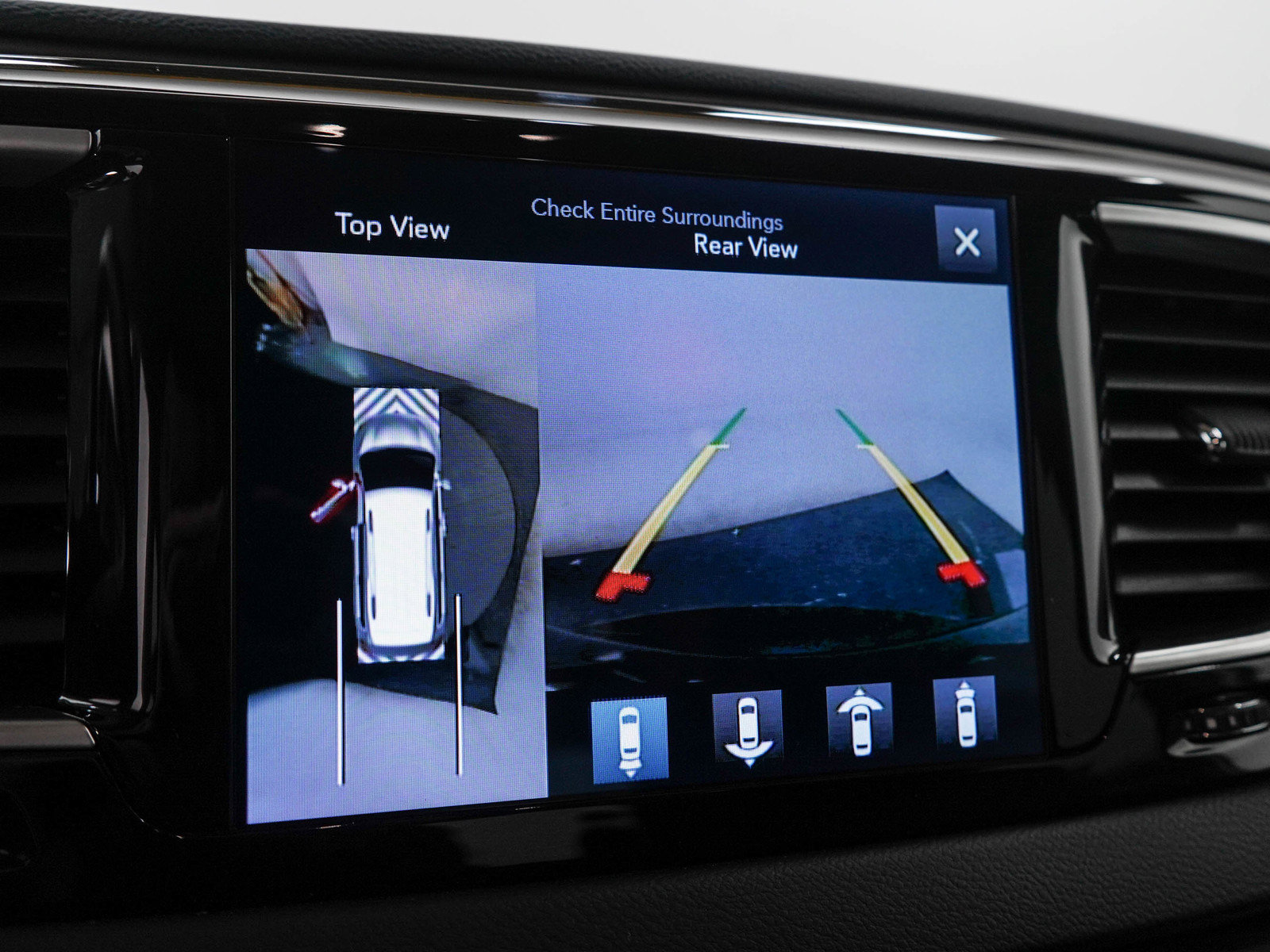 Used 2017 Chrysler Pacifica Touring-L Plus w/ Advanced Safetytec Group FWD image 30