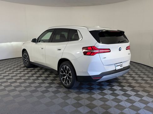 Used 2026 BMW X3 xDrive30i w/ Convenience Package AWD/4WD image 3