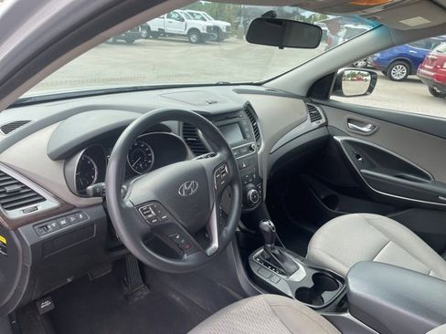 Used 2018 Hyundai Santa Fe Sport image 24