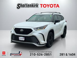 Used 2023 Toyota Highlander XSE video 1