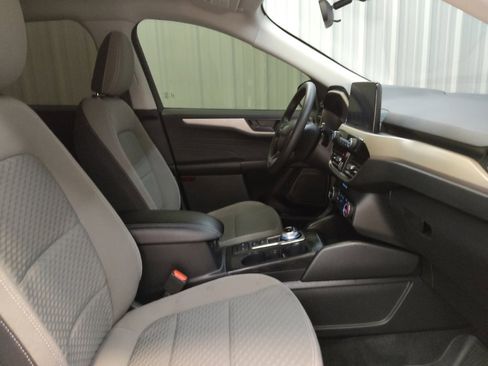 Used 2022 Ford Escape SE FWD image 21