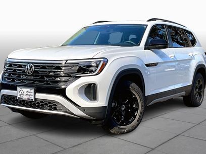 New 2026 Volkswagen Atlas Peak Edition